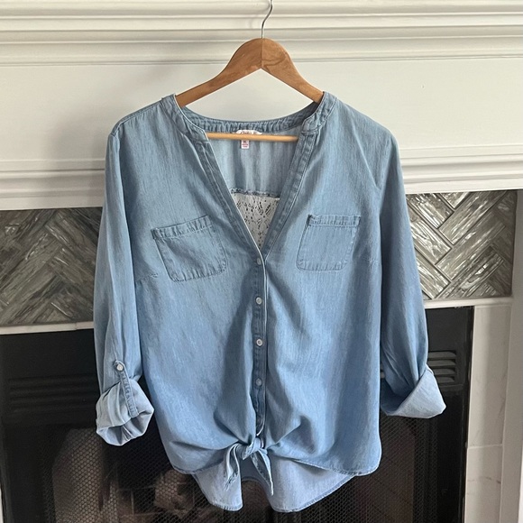 Candie's Tops - CANDIE’s Chambray TIE FRONT Roll Tab LACE BACK Summer BLOYSE Top SHIRT Size XL